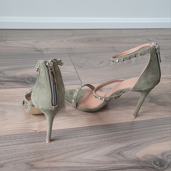 TOPSHOP Olive Green Suede Heels - Picture 4 of 7